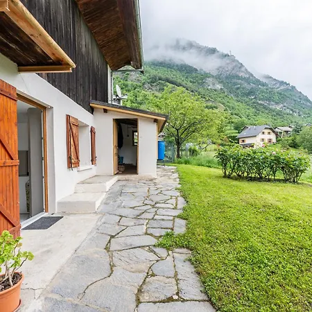 T2 Apartment La Tour-en-Maurienne